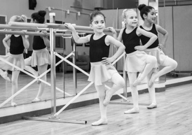 Splitz_Ballet_3girls_01.jpg